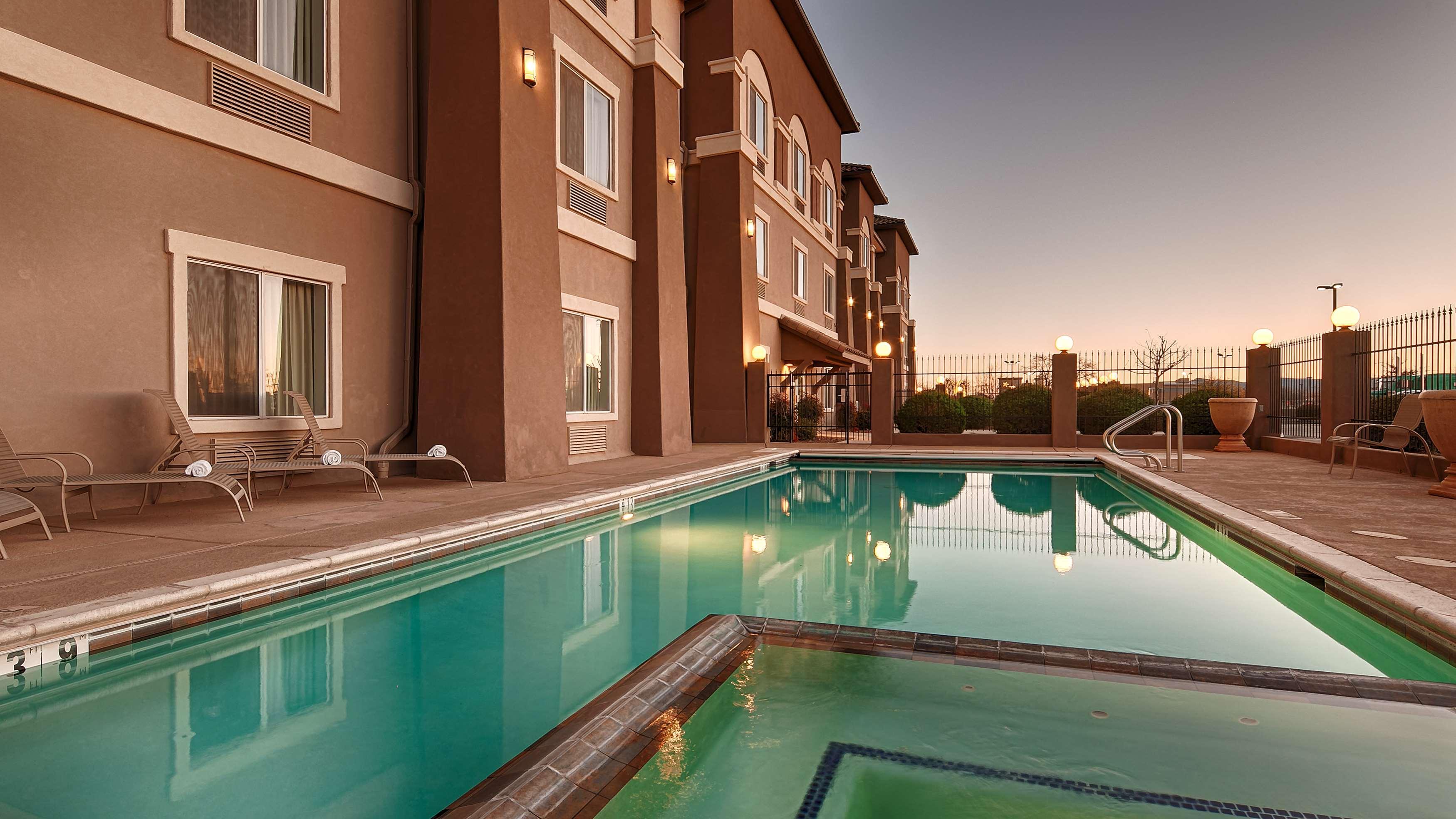 Best Western Douglas Inn & Suites Exterior foto