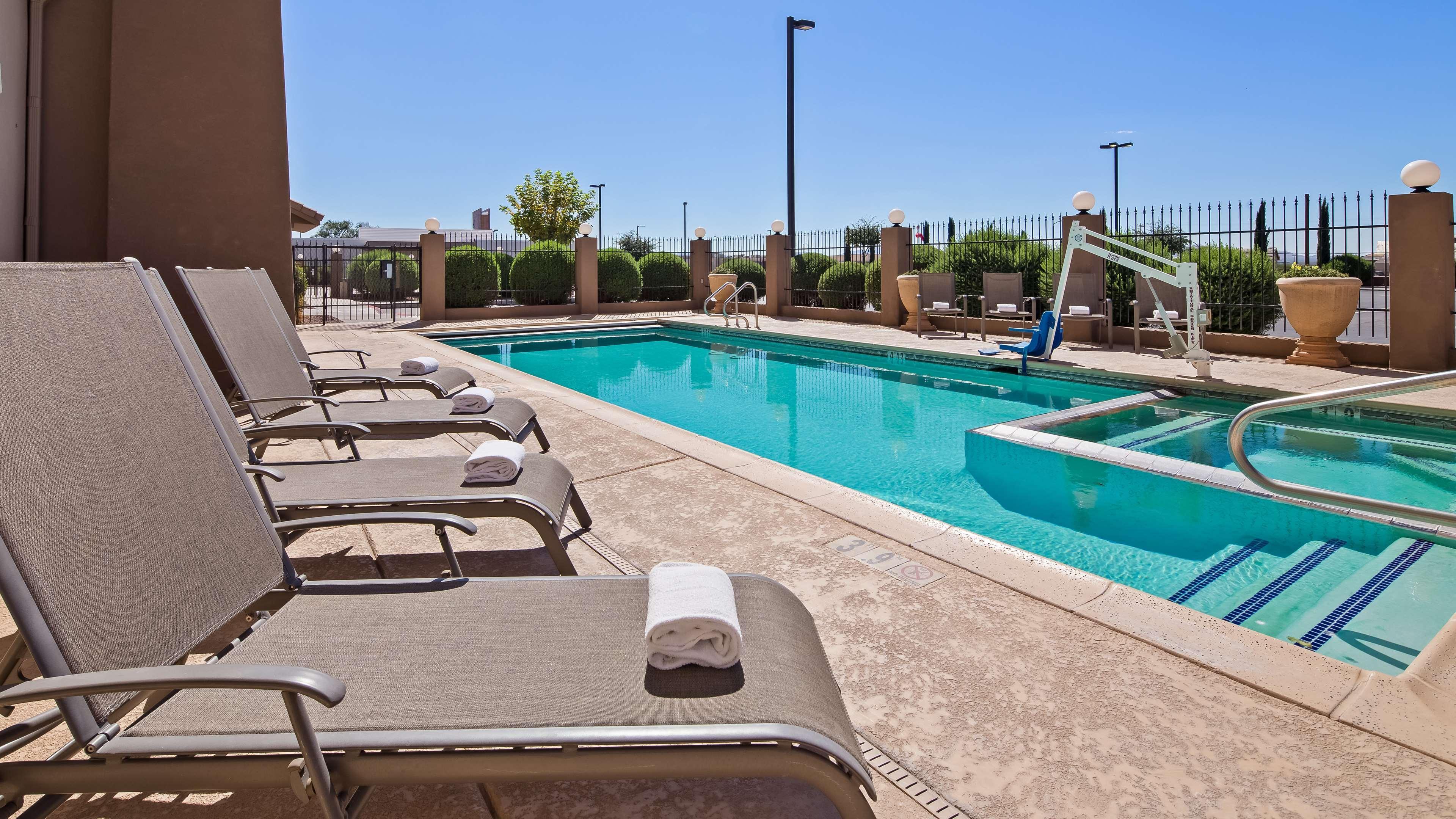 Best Western Douglas Inn & Suites Exterior foto