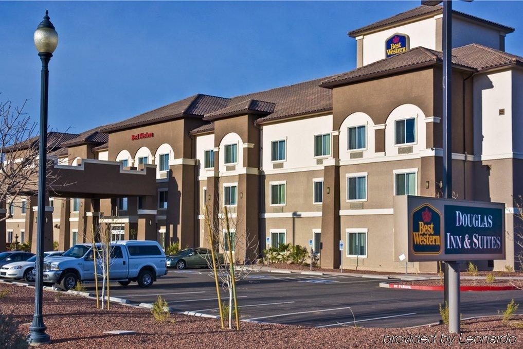 Best Western Douglas Inn & Suites Exterior foto